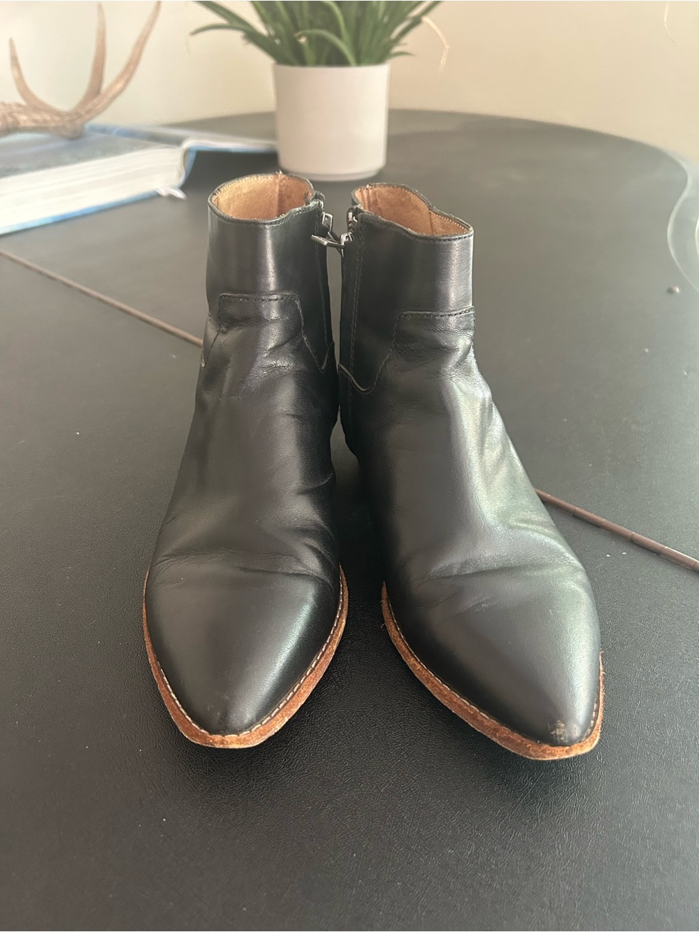 Madewell Charley Ankle Boot in Leather Size 7